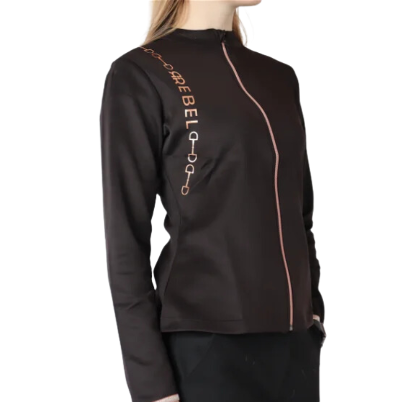 Ropa de montar a caballo de color negro